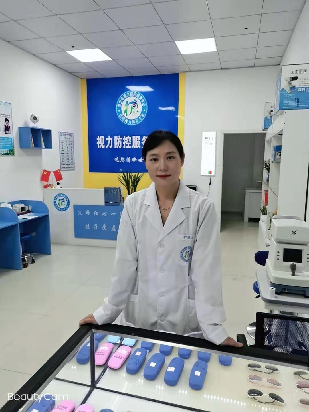 正真视光毕业学员开店案例济宁验光师培训学校