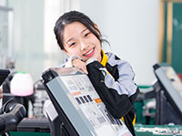 女生的选择-验光师培训_眼镜培训学校_验光技术培训班-山东正真视光学院